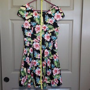 Principals Cup Sleeve Retro Hawaian Hibiscus Cotton Dress w. Yellow Belt wmns 12